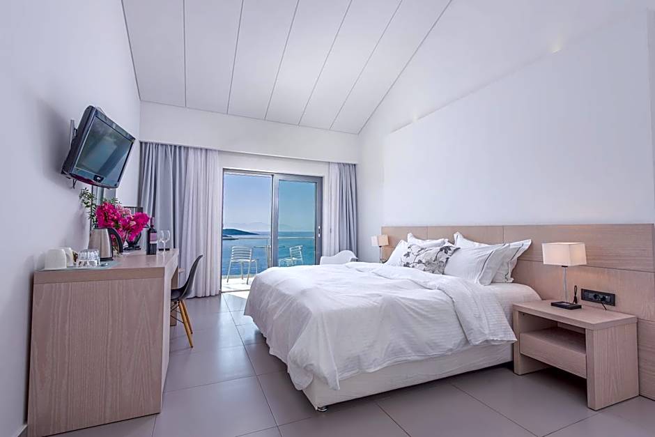 Photo 1 of 7 of 1 Double Bed or 2 Beds, Sea View, 1st Floor