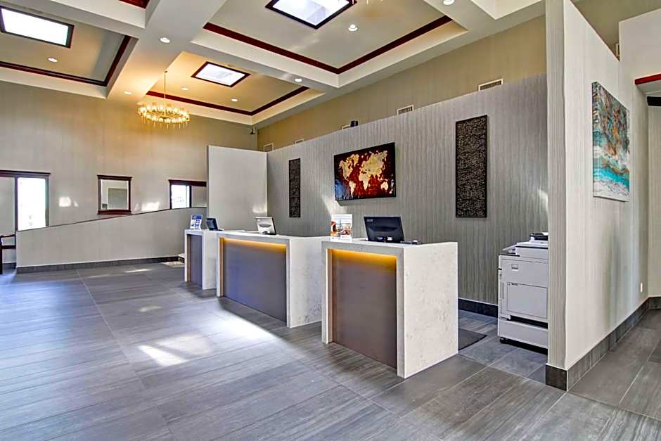 Radisson Hotel & Conference Centre West Edmonton