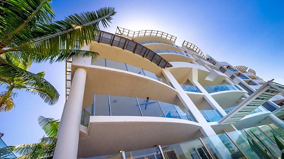 Waters Edge Apartments