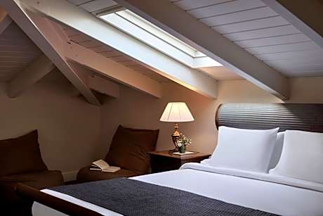 Superior Attic with Balcony