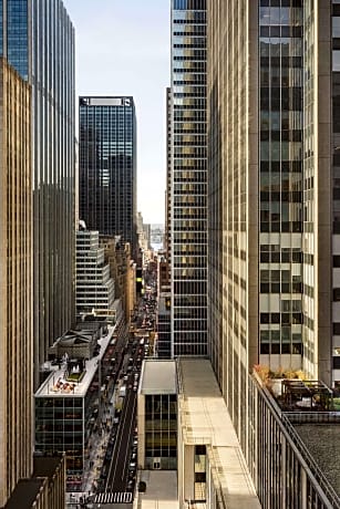 DoubleTree by Hilton New York Midtown Fifth Ave