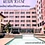 Songphanburi Hotel