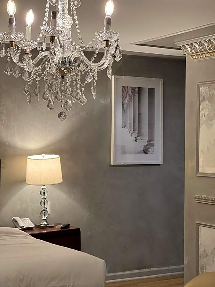 Chateau Suites