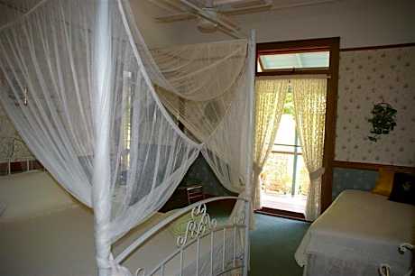 Provincial Double Room with Shared Bathroom