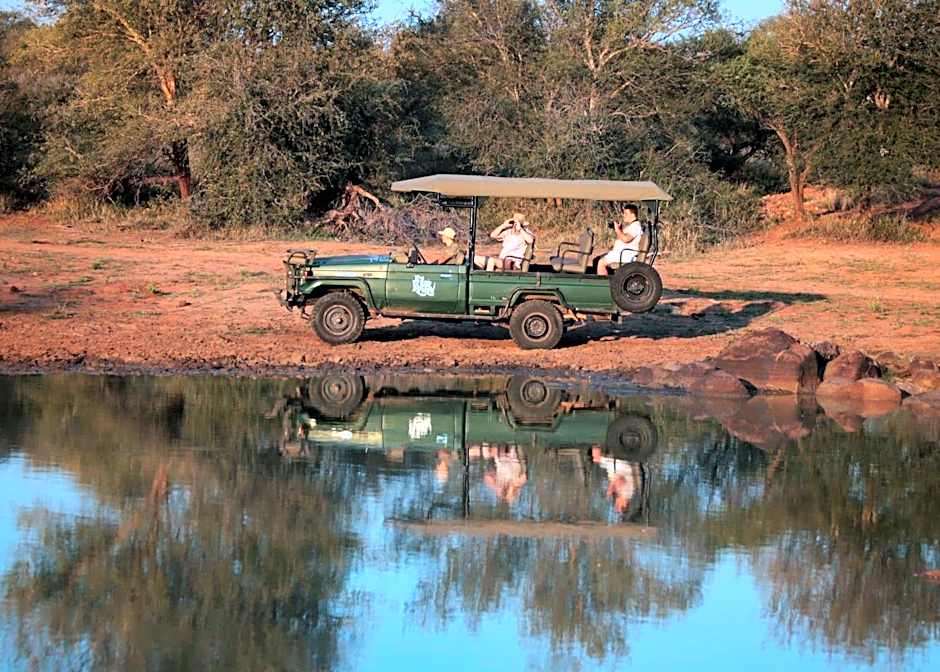 Tshukudu Game Lodge