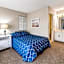 Siesta Key Beach - 2 Bedroom - 3 Beds - 3 Bathroom Duplex with Heated Swimming Pool
