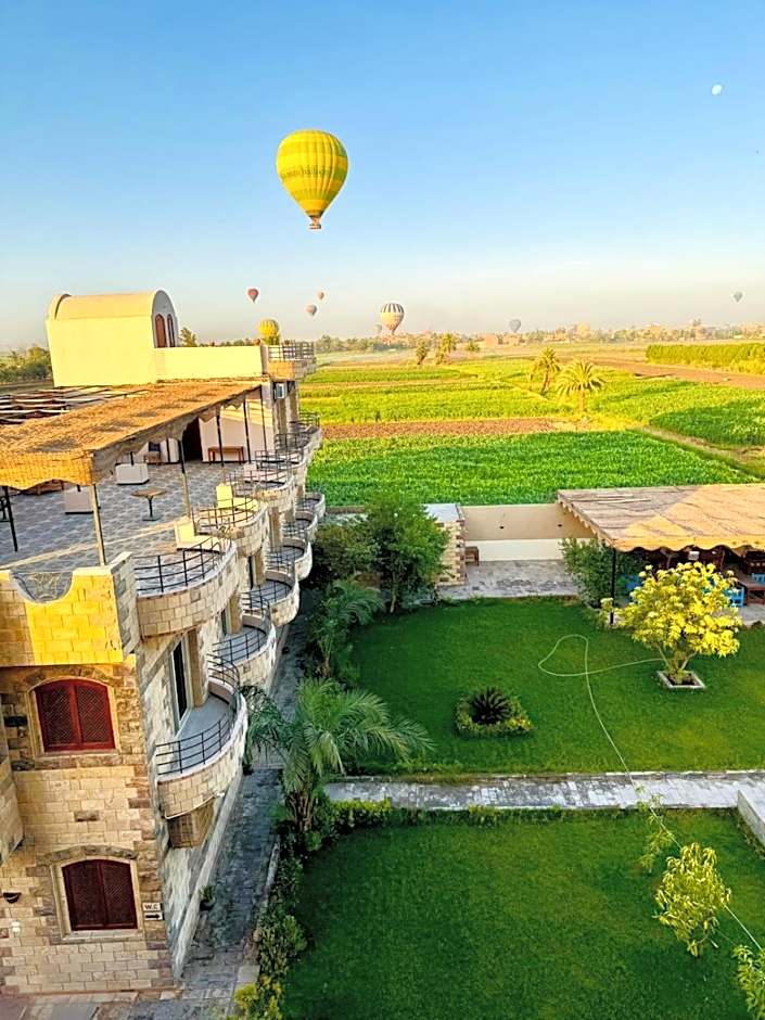 New Memnon Hotel