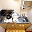 honeys guest house elevator , wash machine, huge closet space, private bathroom, walk to skytree in 10 minutes