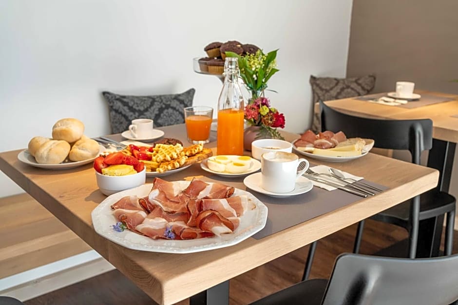 La Pao Bed and Breakfast