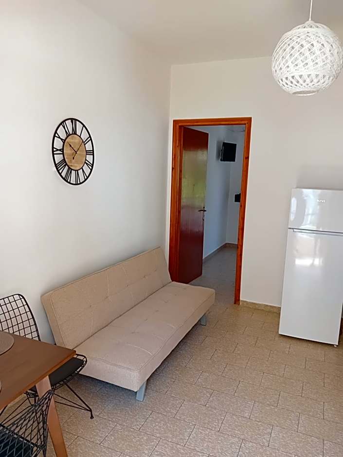 Φiloxenia Apartments