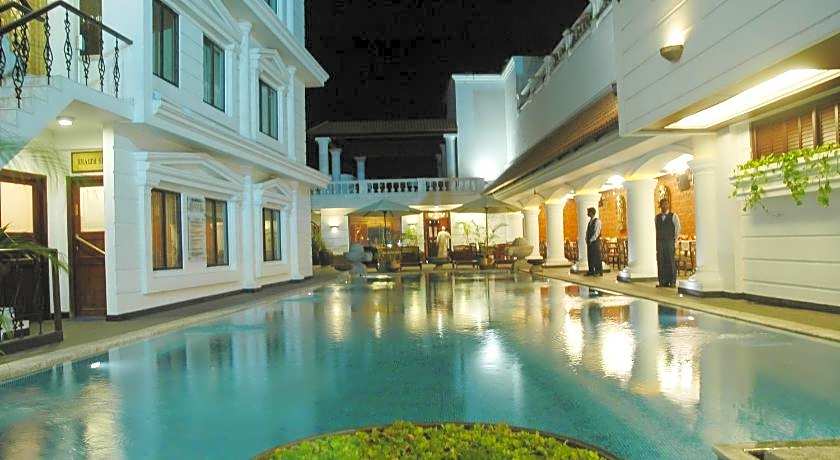 Anandha Inn Convention Centre and Suites