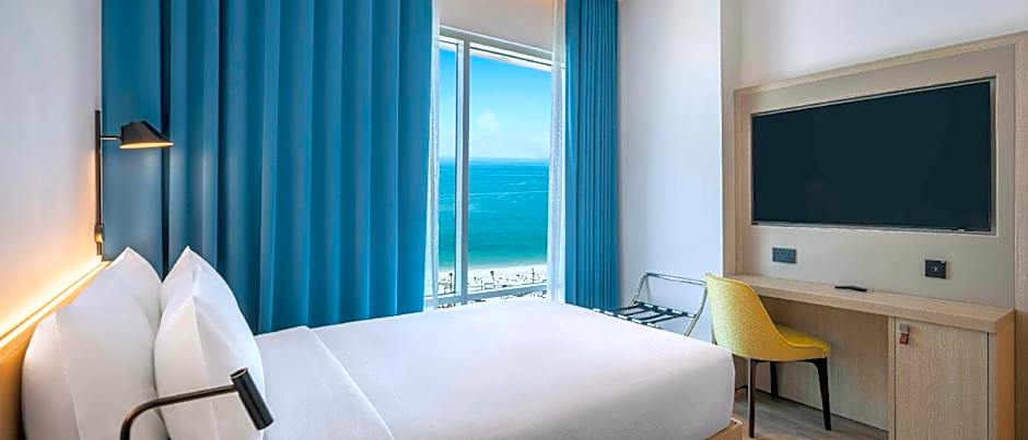 Hampton by Hilton Kuwait Salmiya