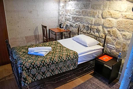 Single Room with Garden View