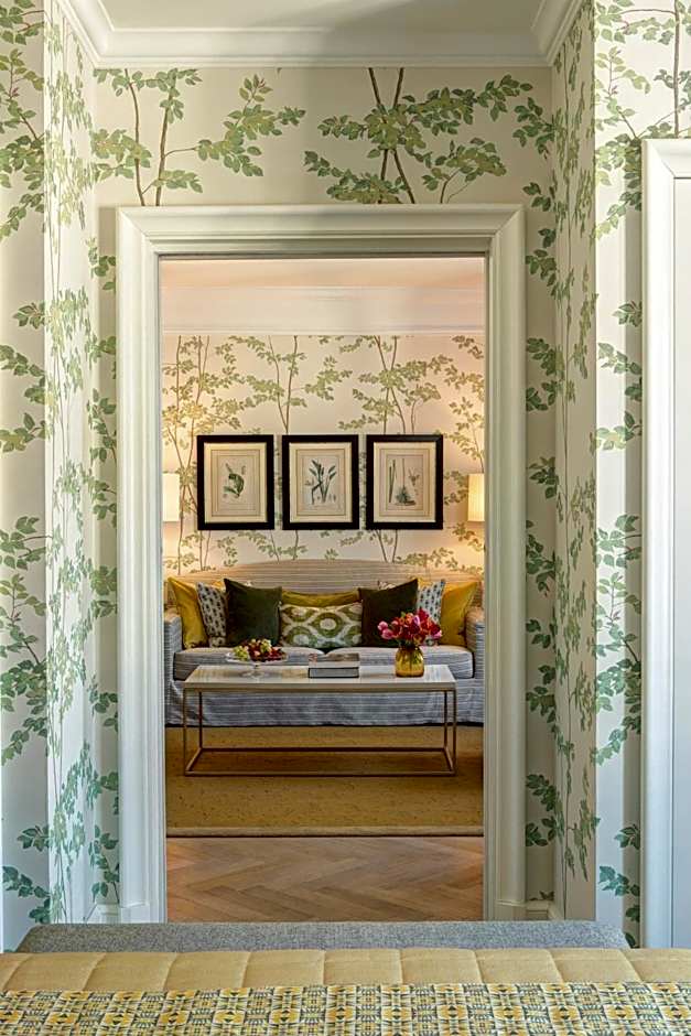Hotel Savoy