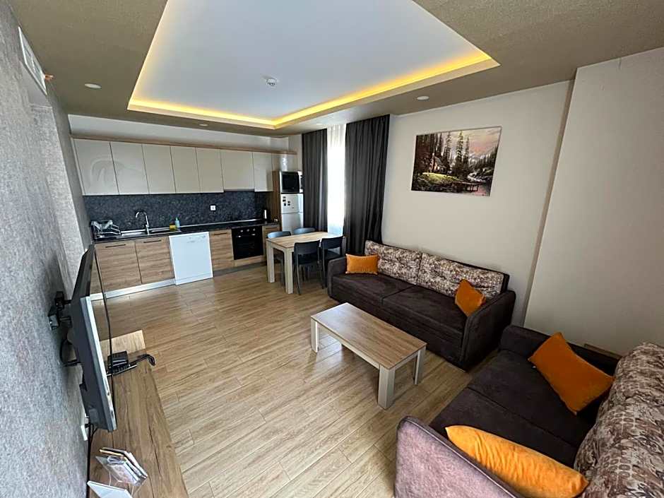 Golden World Suite Hotel