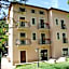 Albergo La Casa Nel Bosco