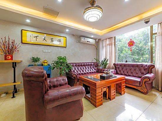 Guangzhou Jinfeng Apartment
