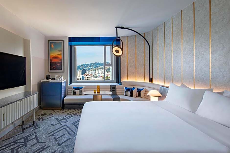 Photo 1 of 8 of Superior 1 King Bed