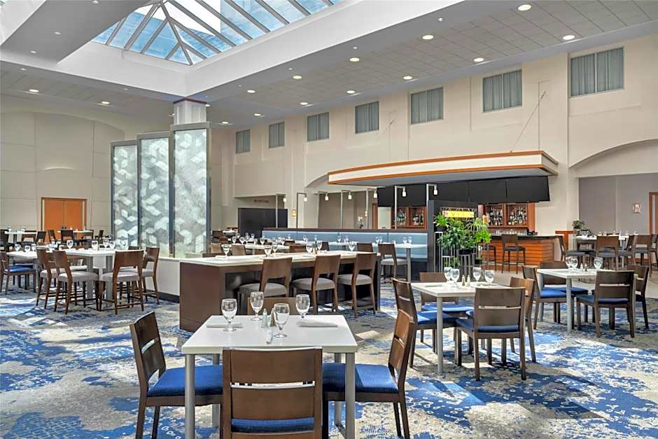 Embassy Suites By Hilton Hotel Boston At Logan Airport