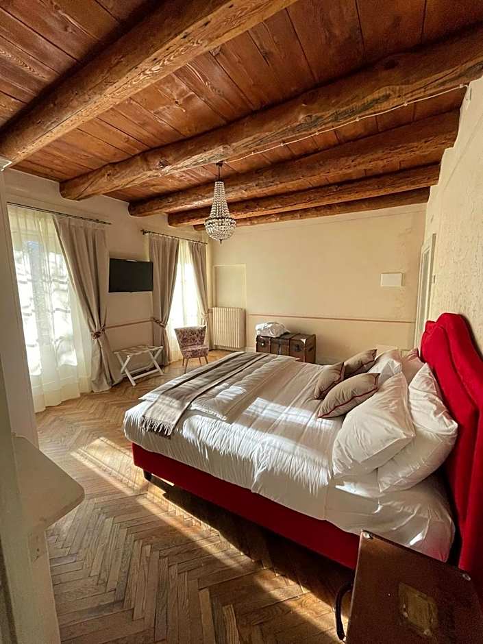 VILLA CHIOVENDA Residenza d'Epoca