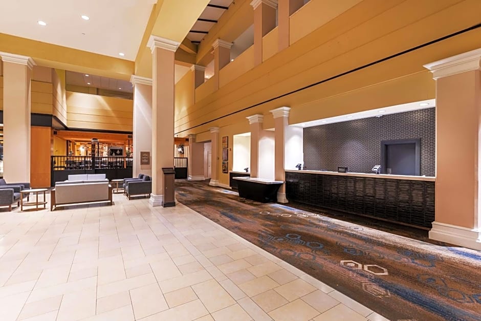 DoubleTree By Hilton Hotel Tulsa-Downtown