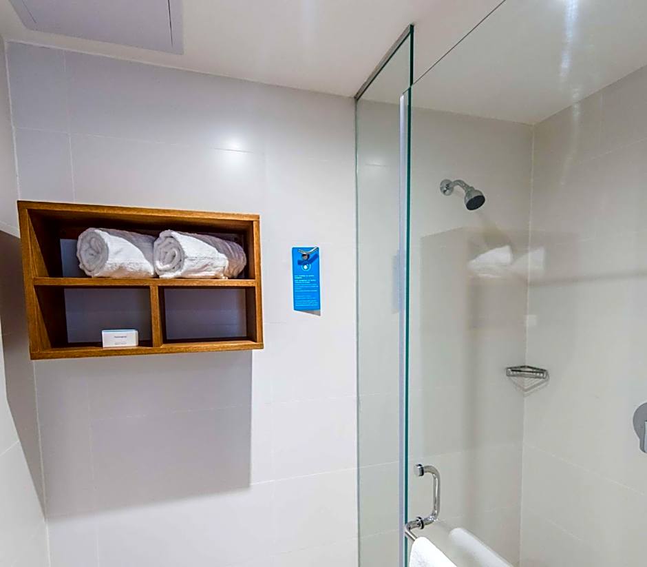 Hampton Inn By Hilton Santo Domingo Airport