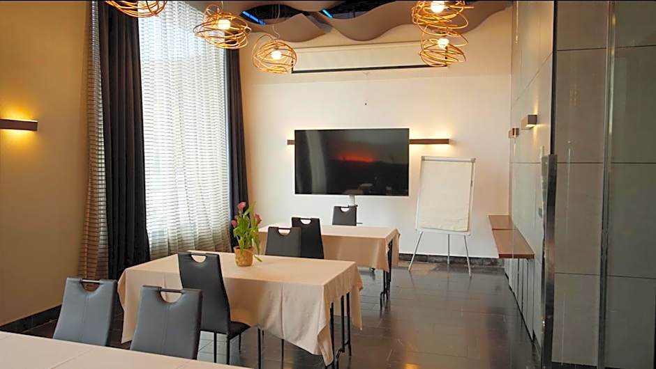 Petit Palace Tamarises