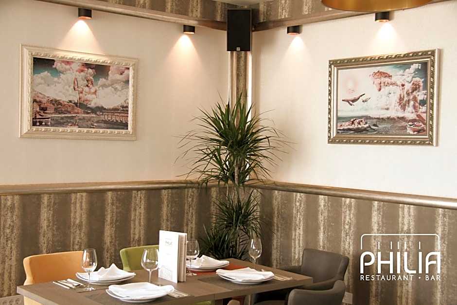 Philia Hotel