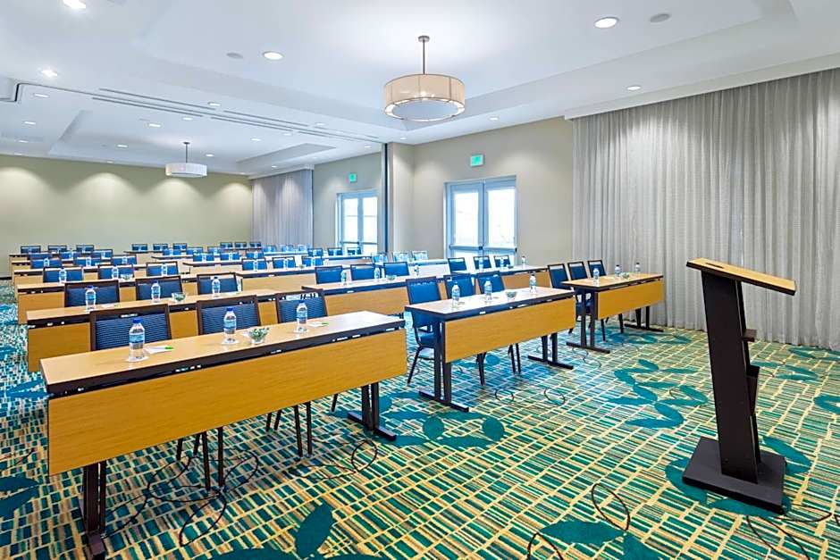 Courtyard by Marriott Kingston, Jamaica