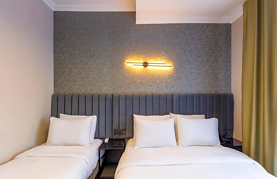 Lenora Airport Hotel