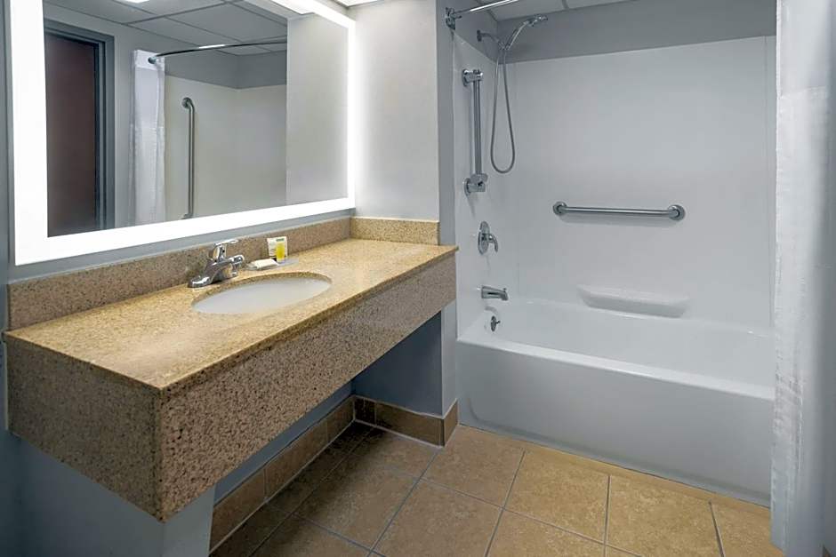 Baymont by Wyndham Westampton