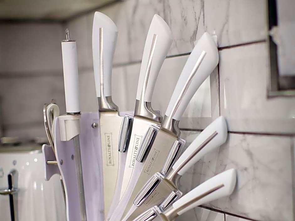 Shaftesbury Apartments