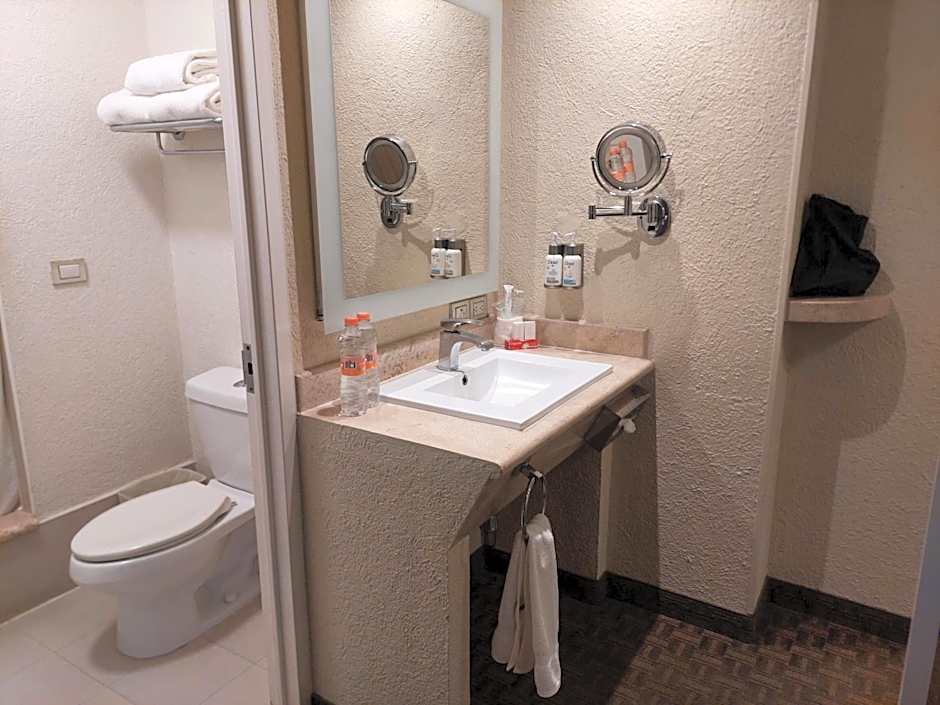 Holiday Inn Cuernavaca By IHG
