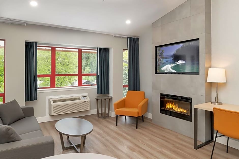 Harrison Beach Hotel