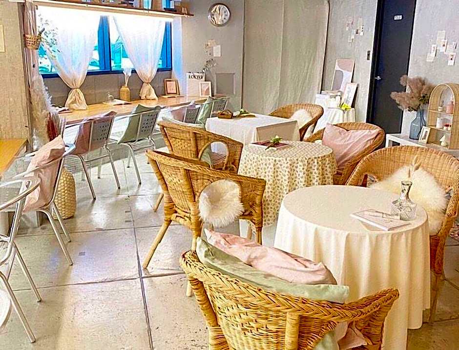 Book Tea Bed SHINJUKU-GYOEN