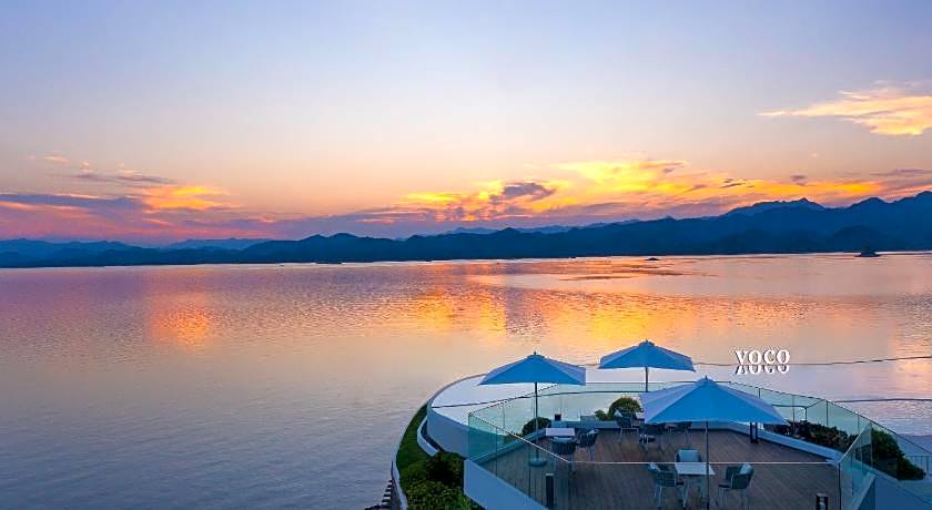 voco Thousand Island Lake By IHG