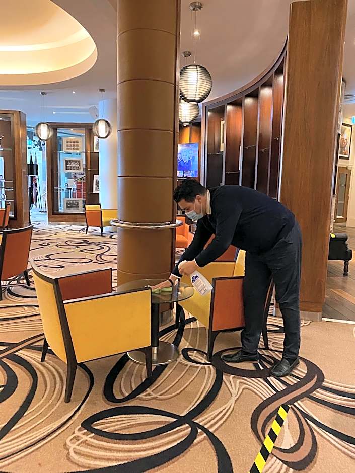 Hard Days Night Hotel