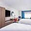 Holiday Inn Express & Suites Lancaster by IHG
