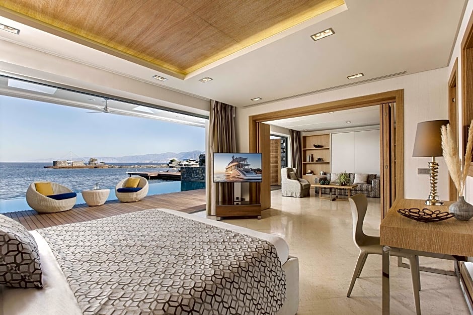 Elounda Beach Hotel & Villas, a Member of the Leading Hotels of the Wo