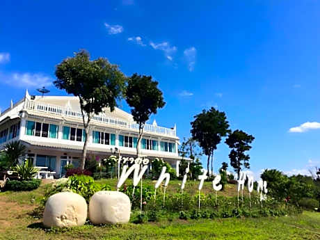 Khaokor Whitehome Resort
