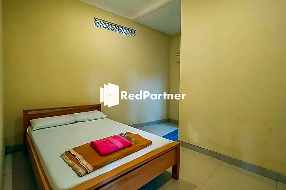Batu Homestay Puncak Redpartner – Megamendung, PA