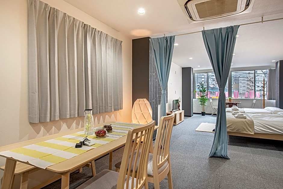 Uhome Ueno Apartment 4