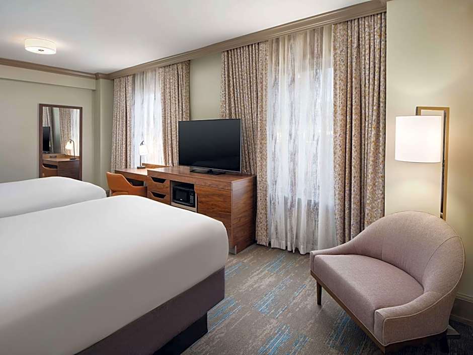Hampton Inn & Suites New Orleans Canal St. French Quarter
