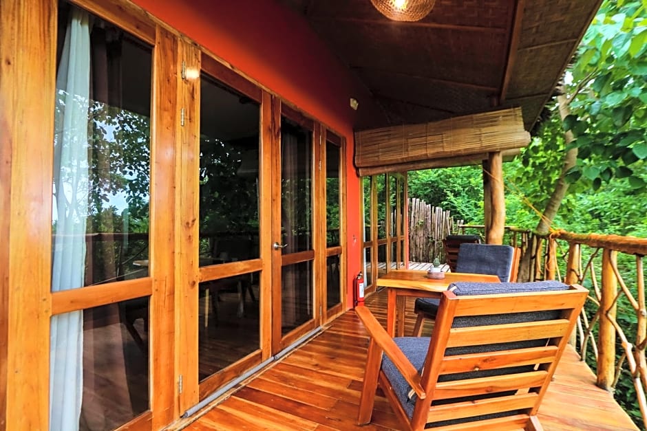 Nakabalo Guesthouse & Restaurant