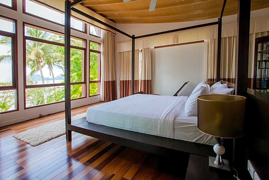 Amatapura Beach Villa 6, SHA Certified 