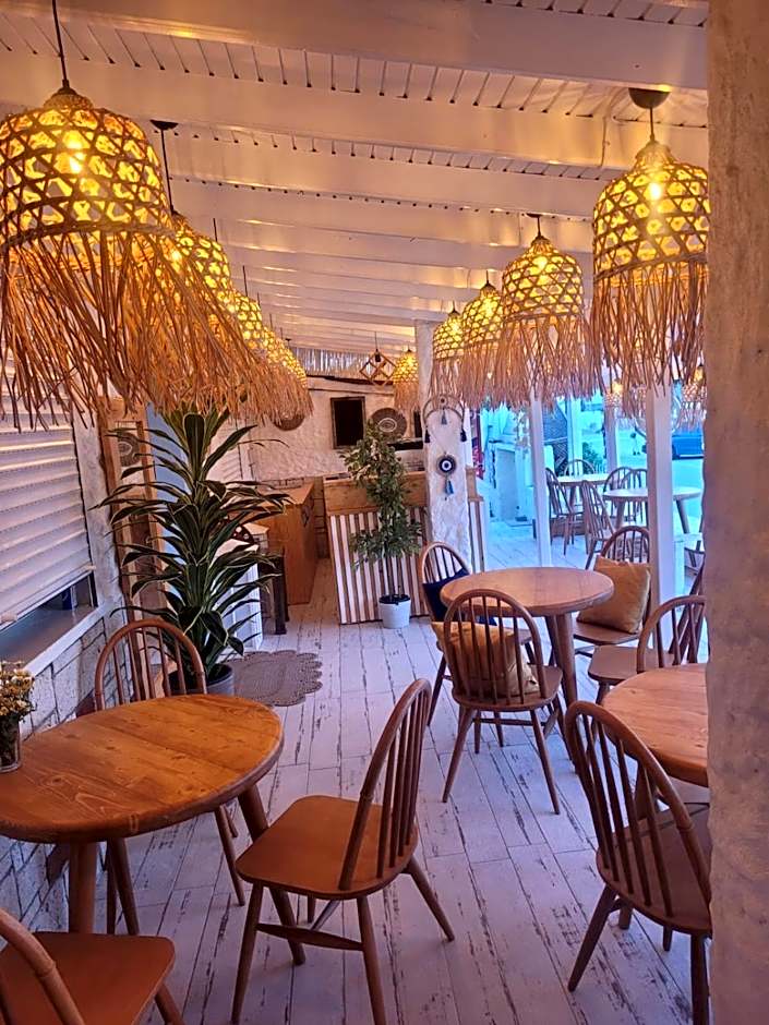 SİSU ALAÇATI OTEL
