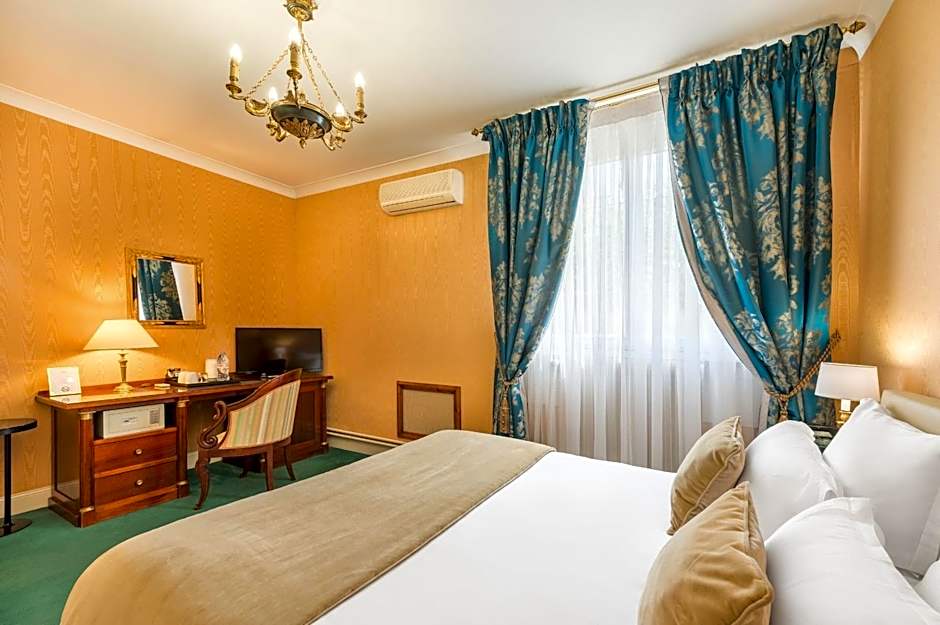 Grand Hôtel Des Templiers