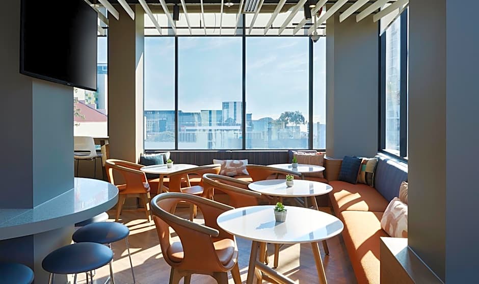 Holiday Inn Express Sydney Airport By IHG