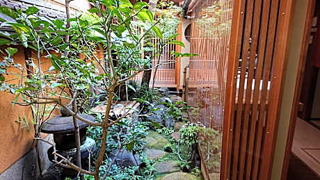 Wajimaya Ryokan