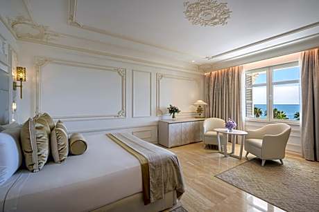 DELUXE 2 ADULTS SEA VIEW